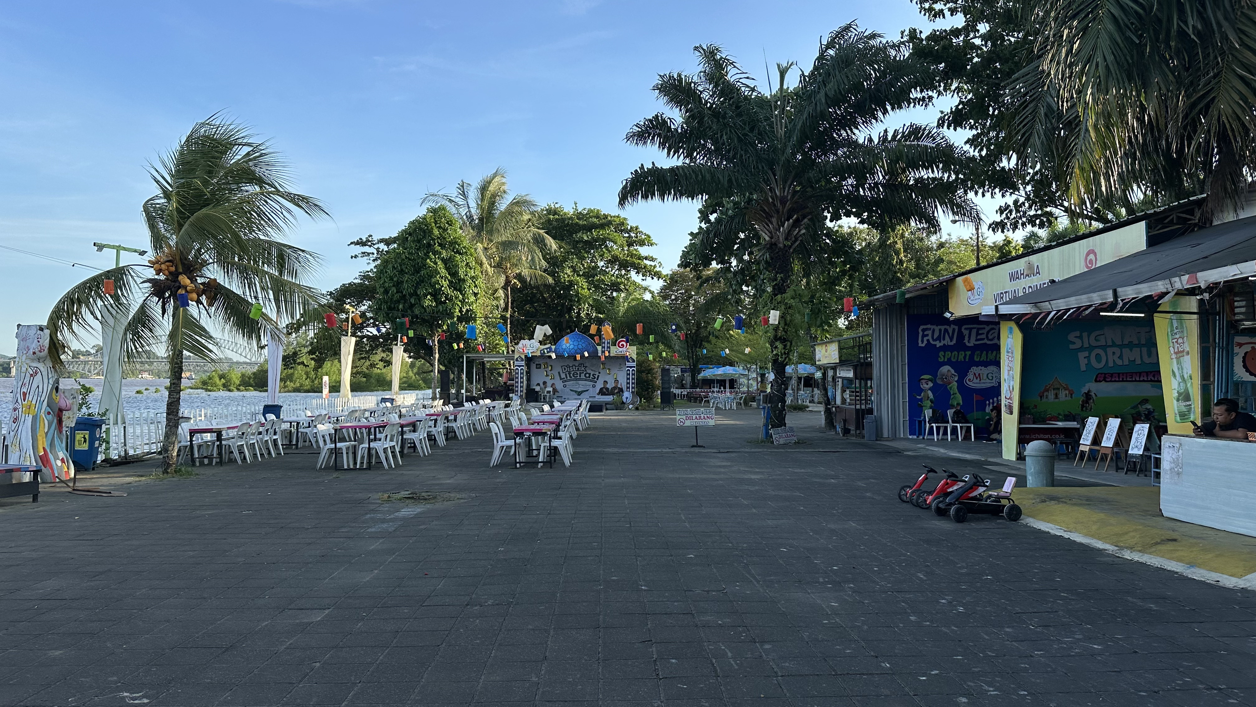 Area Duduk dan Panggung MLG